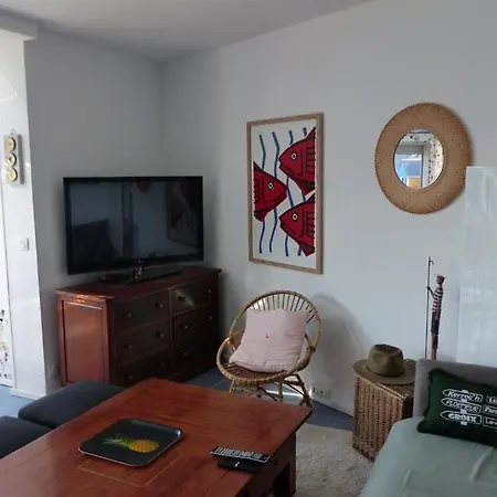 Kerjo Du Pérello, Lomener, 5 Pers Appartement *