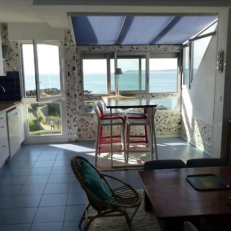 Kerjo Du Pérello, Lomener, 5 Pers Appartement